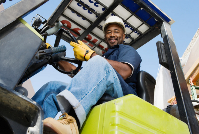 Choosing Between Forklift Hire and Purchase: What’s Right for Your Business?